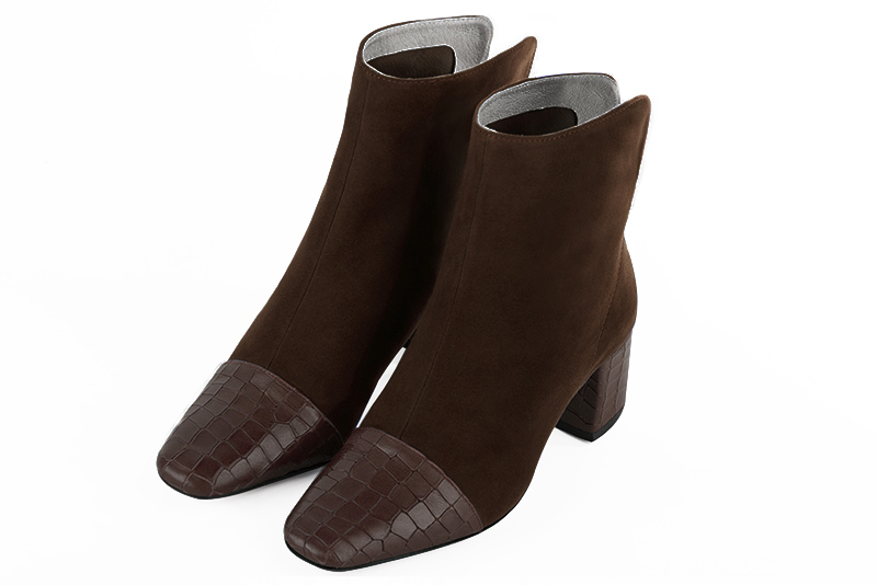 Dark brown women's ankle boots with a zip at the back. Square toe. Medium block heels. Front view - Florence KOOIJMAN